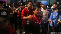 Skuad asuhan Indra Sjafri tiba di Bandara Soekarno Hatta, Kamis (18/5/2023) sekitar pukul 20.55 WIB.