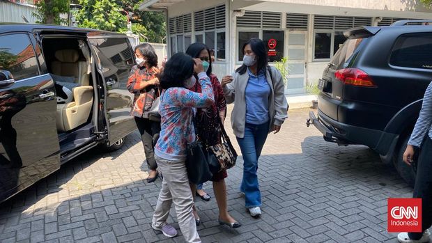 Seorang remaja putri asal Papua ditemukan tewas di sebuah rumah kos di kawasan Jalan Pawiyatan Luhur Bendan Ngisor Kota Semarang pada Kamis (18/5) malam.