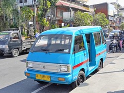 Duh, Denpasar Cuma Punya 2 Angkot Layak Jalan