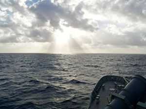 Belasan Warga Indonesia Belum Ditemukan dari Kapal Terbalik di Samudra Hindia Belasan Warga Indonesia Belum Ditemukan dari Kapal Terbalik di Samudra Hindia