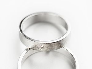 Cincin Pernikahan Palladium, Kelebihan & Kekurangannya Dibanding Emas Putih Cincin Pernikahan Palladium, Kelebihan & Kekurangannya Dibanding Emas Putih
