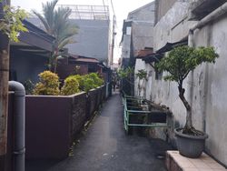 Alamat Land Cruiser Kasus Hakim Agung di Gang Sempit Bikin Geger Alamat Land Cruiser Kasus Hakim Agung di Gang Sempit Bikin Geger