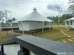 Kemah Mewah Rasa Hotel Bintang Lima di Kaki Gunung Guntur Garut