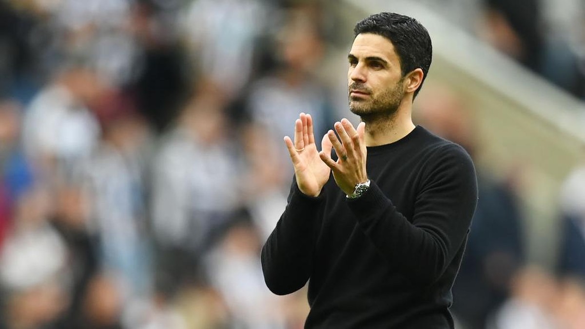 Mikel Arteta dinilai perlu merekrut 4-5 pemain baru untuk Arsenal musim depan. (Foto: Getty Images/Michael Regan)