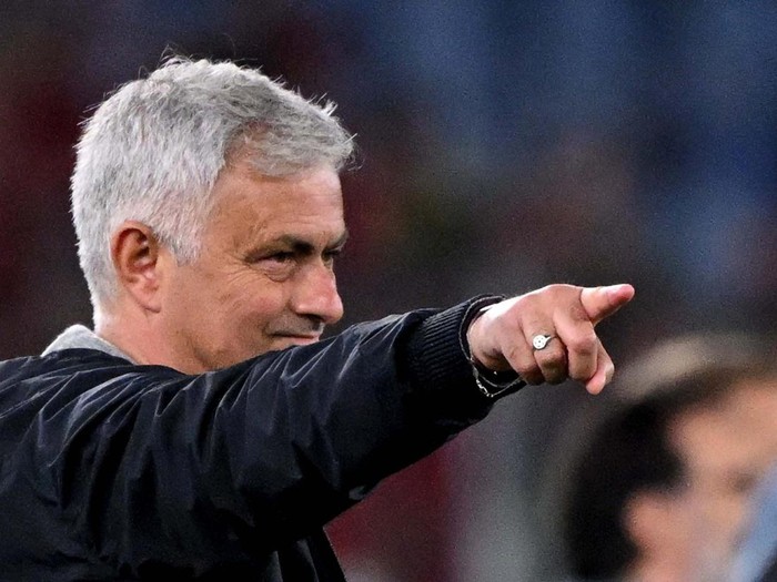 AS Roma lolos ke final Liga Europa 2022/2023 yang sekaligus jadi final keenam Jose Mourinho di kompetisi Eropa. Bisakah The Special One juara lagi?