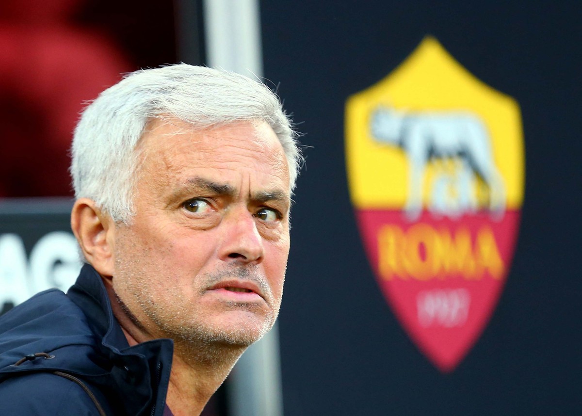 Pelatih Jose Mourinho yang juga merupakan eks manajernya MU (Foto: REUTERS/Thilo Schmuelgen)