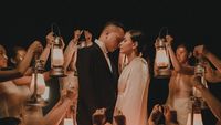 7 Foto Pemotretan Nicholas Saputra & Adinia Wirasti, Mesra Bak Prewedding
