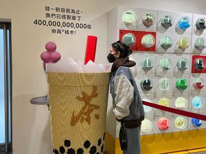 Seru! Ini Momen Niki Zefanya Saat Kulineran di Disney World dan Taiwan