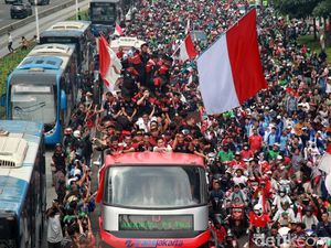 Penampakan Pawai Kontingen SEA Games 2023 Penampakan Pawai Kontingen SEA Games 2023