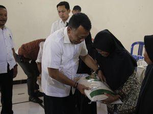 102.206 KPM Kabupaten Ponorogo Terima Bantuan Pangan dari Pemkab 102.206 KPM Kabupaten Ponorogo Terima Bantuan Pangan dari Pemkab