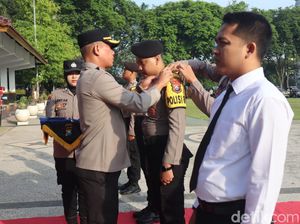 Polisi di Bojonegoro Kini Dengar Keluhan Warga hingga Tingkat RW Polisi di Bojonegoro Kini Dengar Keluhan Warga hingga Tingkat RW