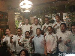 Didukung Nyapres, Prabowo Undang Relawan Gibran-Jokowi ke Hambalang