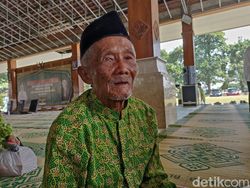 Kisah Para Tamu Allah: Nabung 64 Tahun-Berangkat di Usia 1 Abad Lebih