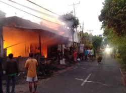 Kompor Meledak, Ruko di Buleleng Ludes Terbakar