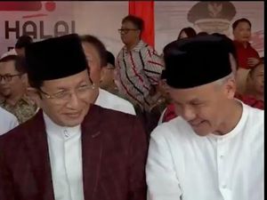 Ganjar-Nasaruddin Umar Duduk Sebelahan di Tengah Isu Bakal Paslon di 2024 Ganjar-Nasaruddin Umar Duduk Sebelahan di Tengah Isu Bakal Paslon di 2024