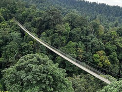 Ragam Wisata di Lembah Purba, Ada Jembatan Terpanjang se-Asia Tenggara!