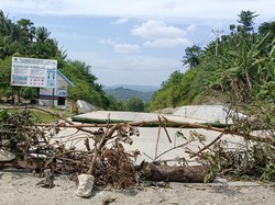 Tuntut Biaya Ganti Rugi, Warga Blokir Akses Masuk Bendungan Manikin Kupang