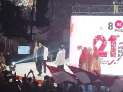 Anies Bersama AHY dan JK Hadiri Acara Puncak Milad PKS di Istora Senayan