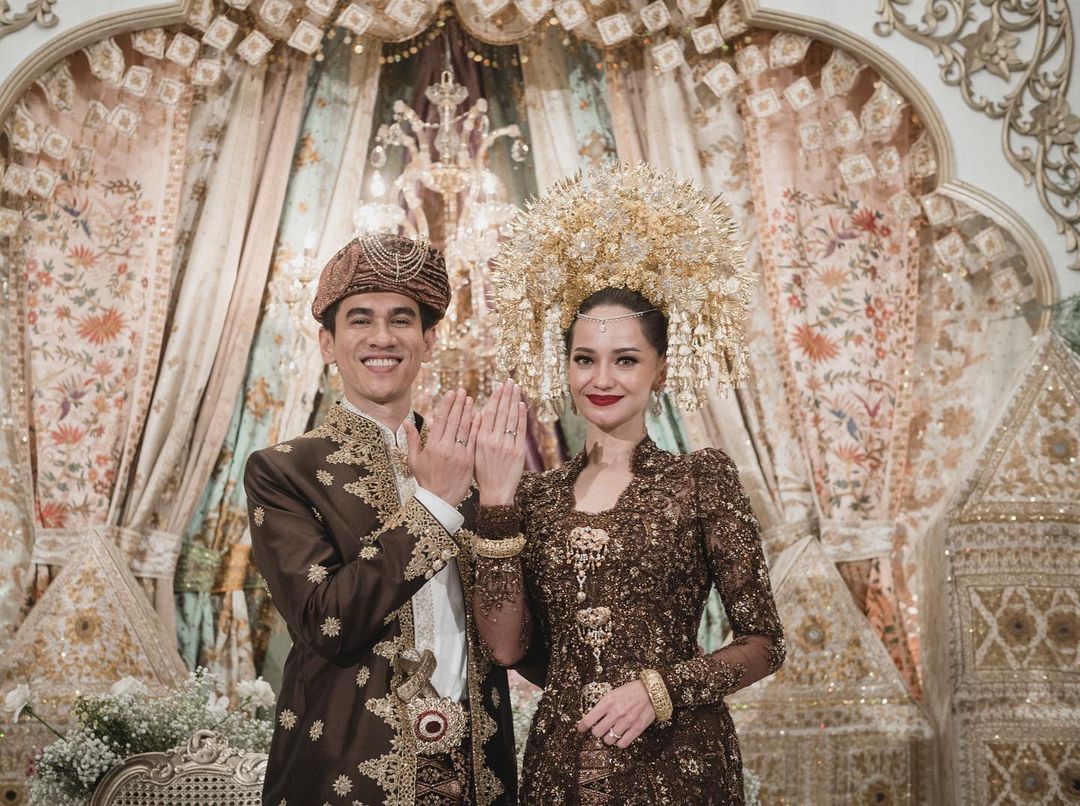Enzy Storia dan Molen Kasestra