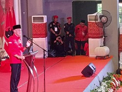 Hadiri Konsolidasi, Ribuan Kader PDIP Sumsel Teriak Ganjar Presiden