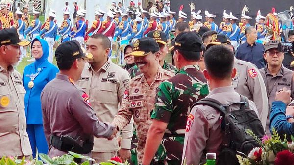 Saat Ratusan Praja IPDN Ikut Latsitarda Nusantara 43 di Padang