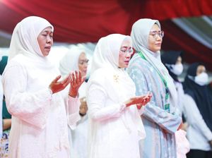 Khofifah Ajak Teladani Semangat Nasionalisme-Intelektualitas Ulama Kelas Dunia Khofifah Ajak Teladani Semangat Nasionalisme-Intelektualitas Ulama Kelas Dunia