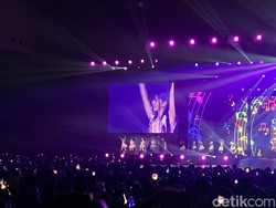 3 Jam Menyelami Dunia Magis Red Velvet