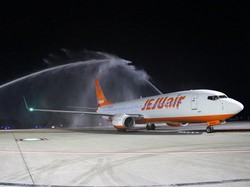 Saham Maskapai Jeju Air Anjlok Buntut Kecelakaan Pesawat
