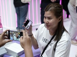 Cerita Pengguna Setia iPhone Hijrah ke Oppo Find N2 Flip