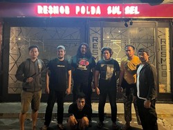 Kesal Gadis Gebetan Diambil, Pria Makassar Bacok Mahasiswa-Serang Kos Korban