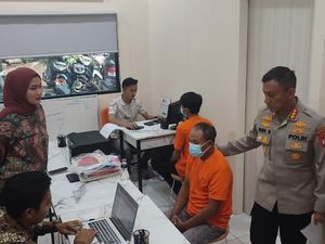 Polisi Gerebek Kawasan Saritem, 2 Mucikari dan 29 PSK Diamankan