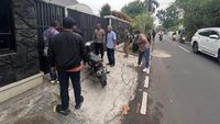 Potret Polisi Geledah 2 Rumah Dito Mahendra, Sita Senpi hingga Peluru