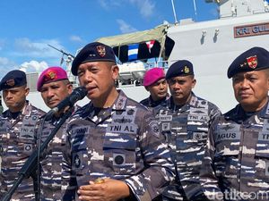 Profil Pangkoarmada III Laksamana Muda Rachmad Jayadi, SD-SMP di Sorong Profil Pangkoarmada III Laksamana Muda Rachmad Jayadi, SD-SMP di Sorong