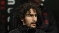 Yacine Adli, gelandang muda Prancis, juga kesulitan musim ini. Direkrut dari Bordeaux, ia cuma bermain 5 kali sehingga kabarnya akan dilepas. (Foto: Francesco Scaccianoce/Getty Images)
