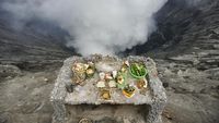 Bukan Dicuri, Patung Ganesha di Gunung Bromo Hilang Terjatuh