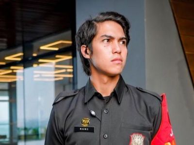 El Rumi Ngaku Lagi Magang Jadi Satpam, Settingan atau Sungguhan?