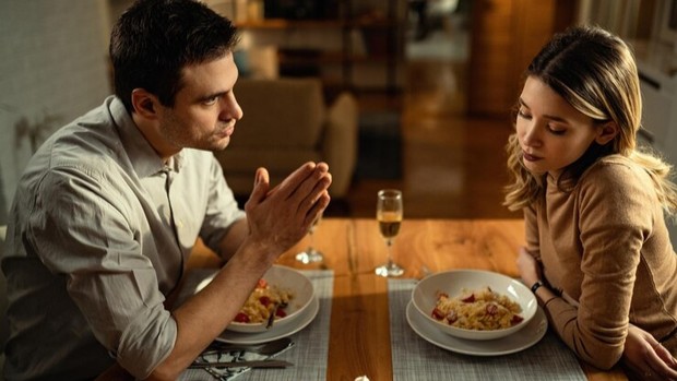 Ilustrasi/Foto: Freepik.com/Drazen Zigic Hindari kata-kata ini jika ingin meminta maaf dengan tulus