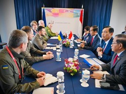 Jokowi ke Zelensky: Indonesia Siap Jadi Jembatan Perdamaian Ukraina-Rusia