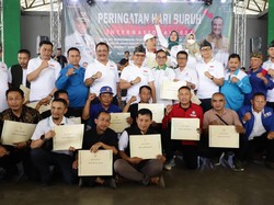 Bupati Bandung Beri Doorprize Umrah-CSR di Puncak Peringatan May Day