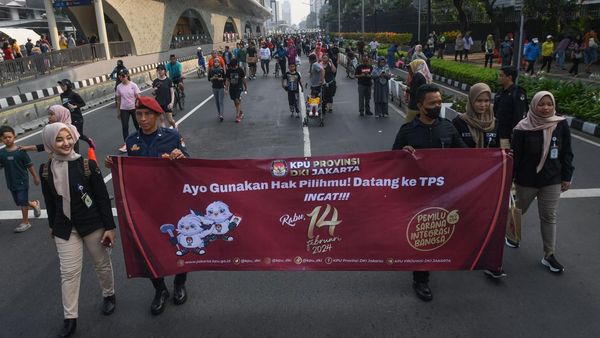 Petugas KPU Gelar Kampanye Penggunaan Hak Pilih dalam Pemilu 2024 di CFD