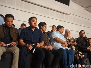 Ari Lasso Sapa Prabowo di Konser Dewa 19: Semoga Jadi Presiden 2024