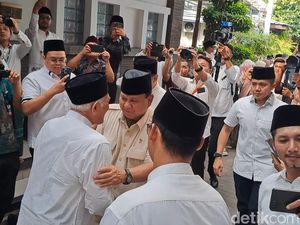 Kunjungi PP Tebuireng Jombang, Prabowo Bantah Minta Restu Nyapres