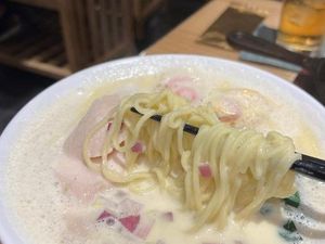 Slurrp! 5 Ramen Enak Ini Ngumpet di Gedung Perkantoran