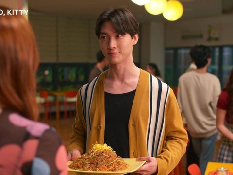 Sang Heon Lee sebagai Minho di XO Kitty