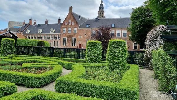 Cuci Mata Lihat Bangunan Kuno di Kota Groningen, Belanda