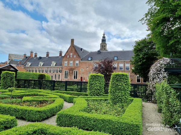 Cuci Mata Lihat Bangunan Kuno di Kota Groningen, Belanda