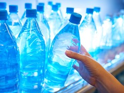 Fakta-fakta Panic Buying Air Minum di Malaysia, Stok di Toko Sampai Ludes