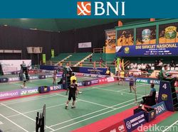 Pemandu Bakat PBSI Pantau Atlet Muda Bulu Tangkis di BNI Sirnas A Surabaya