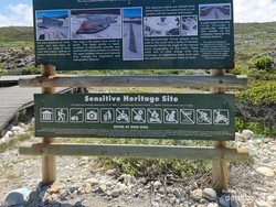 Menyambangi Cape Agulhas, Titik Paling Selatan di Benua Afrika