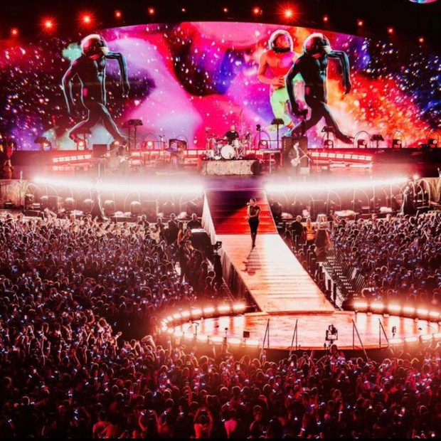 Coldplay merupakan band musik asal Inggris